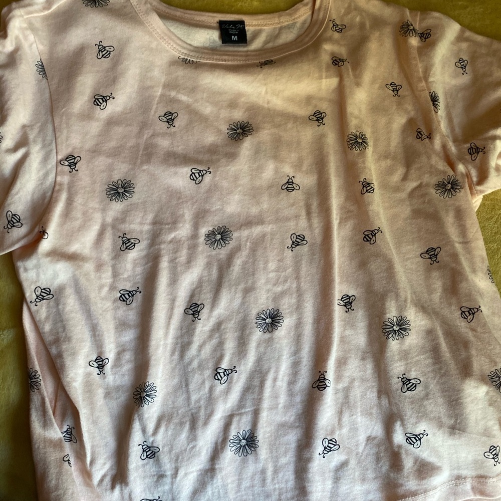 Short cropped tshirt